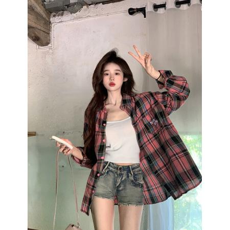 FA39307# 格子布刺绣花女秋季新款潮设计感口袋薄衬衫翻领韩版上衣  服裝批發女裝批發服飾貨源