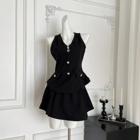 FA39551# 早秋修身显瘦气质千金风名媛纯欲辣妹V领无袖上衣+半身短裙套装女 服裝批發女裝批發服飾貨源