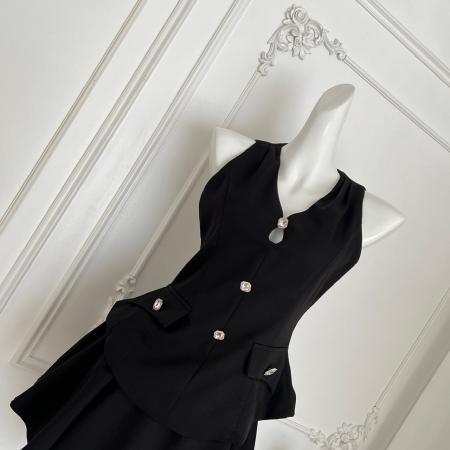 FA39551# 早秋修身显瘦气质千金风名媛纯欲辣妹V领无袖上衣+半身短裙套装女 服裝批發女裝批發服飾貨源