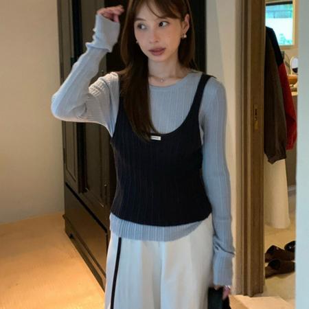 FA39955# 早秋韩系撞色假两件圆领针织衫女氛围感穿搭修身长袖上衣 服裝批發女裝批發服飾貨源