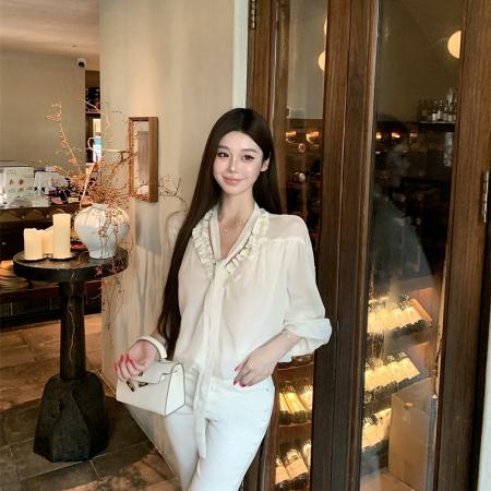 FA40011# 木耳边v领飘带衬衫宽松长袖内搭上衣衬衣女秋 服裝批發女裝批發服飾貨源