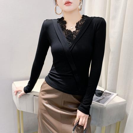 FA40046# 花边拼接新款长袖V领内搭上衣洋气t恤女修身打底衫潮 服裝批發女裝批發服飾貨源