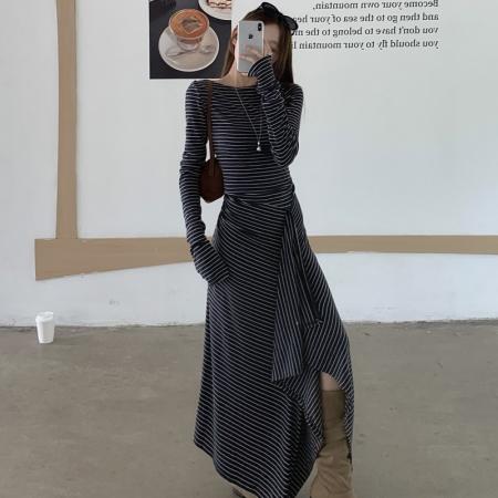 FA40074# 不规则设计感条纹连衣裙秋季修身慵懒感显瘦长裙子 服裝批發女裝批發服飾貨源