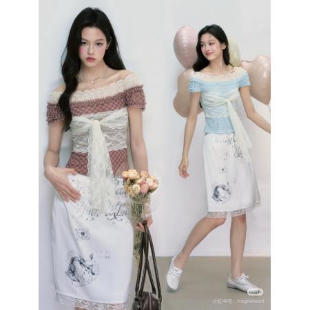 FA40191# 绀间诗络一字肩绑带网纱蕾丝格子短袖上衣  服裝批發女裝批發服飾貨源