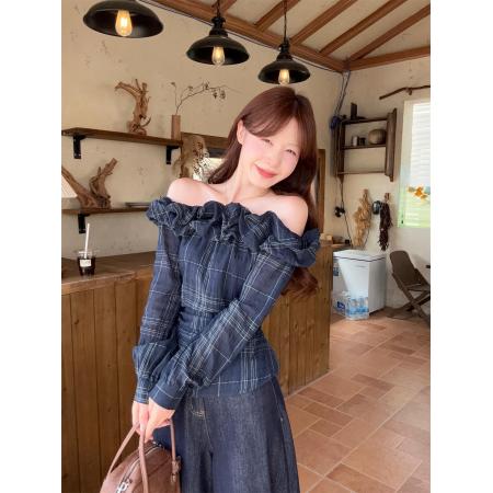 FA40290# 新款早秋韩系清新简约气质格纹云朵一字肩小衫 服裝批發女裝批發服飾貨源