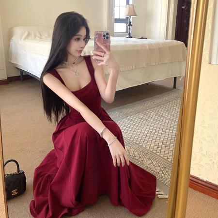 FA40334# 新款法式小众高级感中长款U领辣妹性感修身显瘦吊带打底裙 服裝批發女裝批發服飾貨源