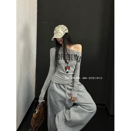 FA40414# 韩国东大门秋季新款一字肩修身显瘦打底衫女秋冬洋气时尚长袖t恤 服裝批發女裝批發服飾貨源