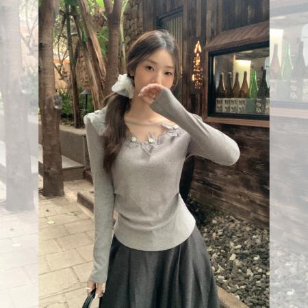 FA40425# 纯欲蕾丝花朵拼接设计感长袖T恤女新款内搭气质上衣 服裝批發女裝批發服飾貨源