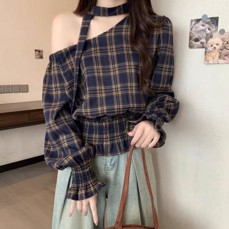 FA40556# 斜领露肩格子长袖衬衫女春秋大码胖mm高级感挂脖飘带上衣超火小衫 服裝批發女裝批發服飾貨源