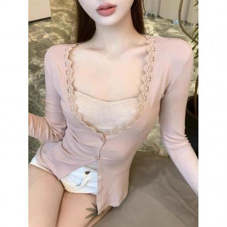 FA40568# 纯欲蕾丝拼接收腰长袖开衫T恤女秋季新款辣妹修身吊带上衣两件套 服裝批發女裝批發服飾貨源