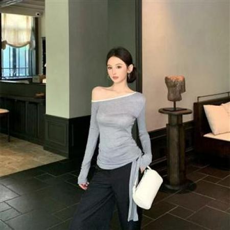 YF5886# 港式微喇叭套头侧系褶折系带露单肩长袖修身设计感上衣 服裝批發女裝批發服飾貨源