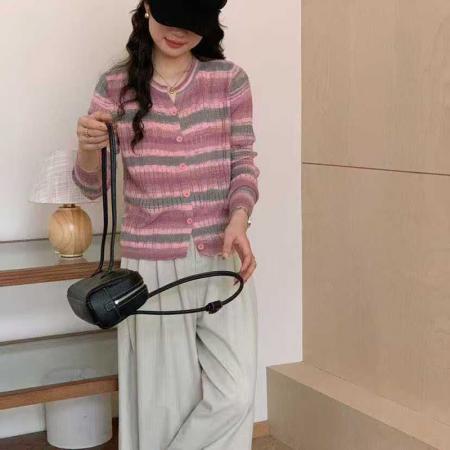 YF5906# 秋冬彩虹提花编织圆领长袖排扣镂空薄款别致针织上衣 服裝批發女裝批發服飾貨源
