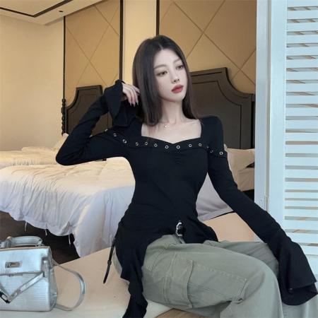 FA40694# 法式休闲设计感秋季方领露锁骨荷叶边不规则长袖女 服裝批發女裝批發服飾貨源