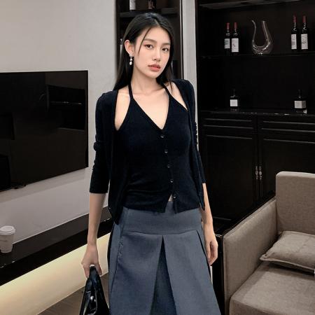 FA40706# 辣妹假两件挂脖长袖T恤女秋季小众修身显瘦开衫上衣 服裝批發女裝批發服飾貨源