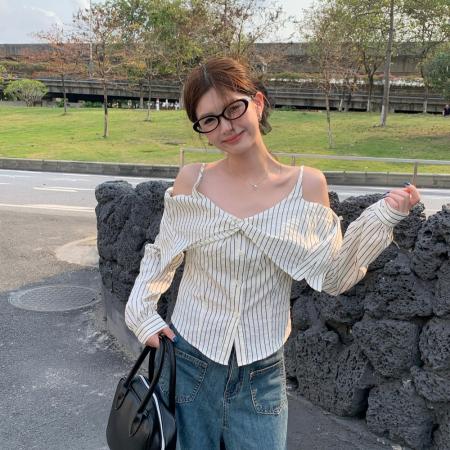 FA40721# 新款设计感一字肩吊带条纹衬衫女长袖短款收腰上衣女 服裝批發女裝批發服飾貨源
