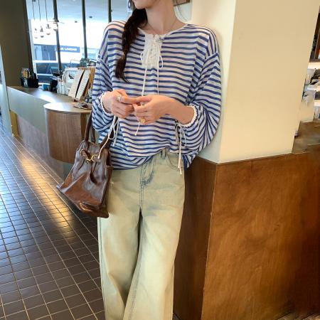 FA40772# 图高级感抽绳系带条纹长袖针织衫女新款宽松显瘦气质上衣 服裝批發女裝批發服飾貨源