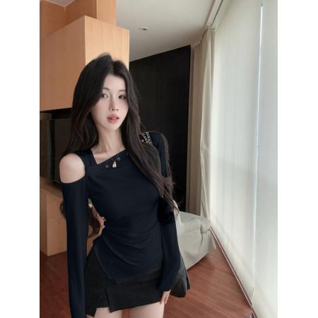 FA40785# 秋季新款不规则斜领露肩T恤设计感小众长袖上衣 服裝批發女裝批發服飾貨源