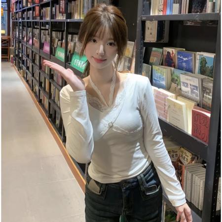 FA40880# 纯欲风气质秋冬温柔挂脖钻扣蕾丝上衣内搭外穿打底衫 服裝批發女裝批發服飾貨源