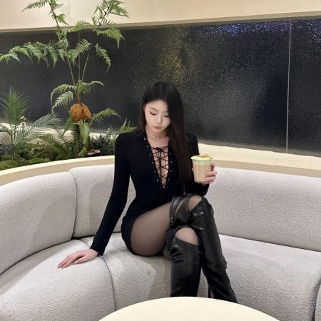 FA40882# 黑色镂空长袖连体衣女秋季小个子内搭修身性感辣妹美式短款连体裤 服裝批發女裝批發服飾貨源