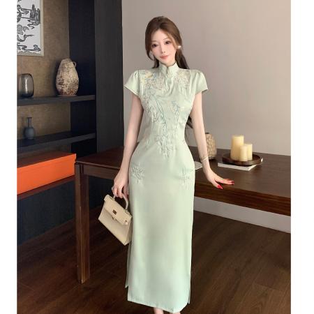 FA41001# 新中式国风刺绣气质改良旗袍连衣裙订婚礼服早秋修身包臀长裙 服裝批發女裝批發服飾貨源