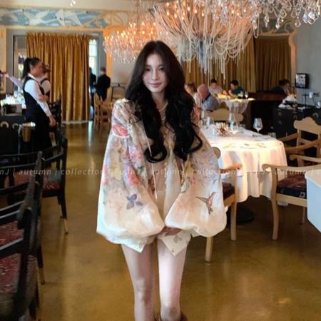 LN76283# 威尼曼莎法式宫廷宽松碎花灯笼袖衬衫女巨好看小衫长袖上衣