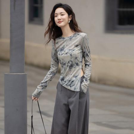 FA41074# 时尚圆领长袖T恤春秋季新款女蓝小众扎染修身打底衫 服裝批發女裝批發服飾貨源