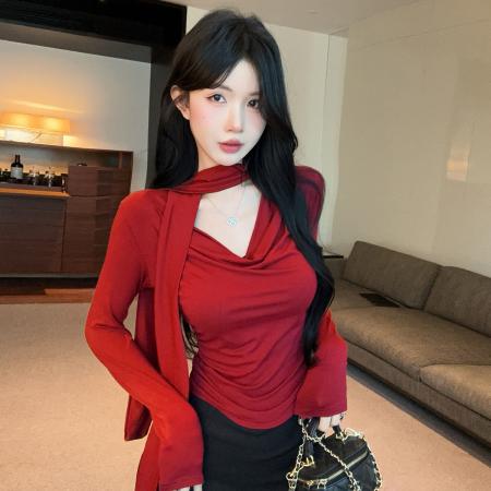 FA41132# 性感纯欲辣妹荡领低胸长袖上衣秋冬纯色设计感休闲T恤打底衫 服裝批發女裝批發服飾貨源