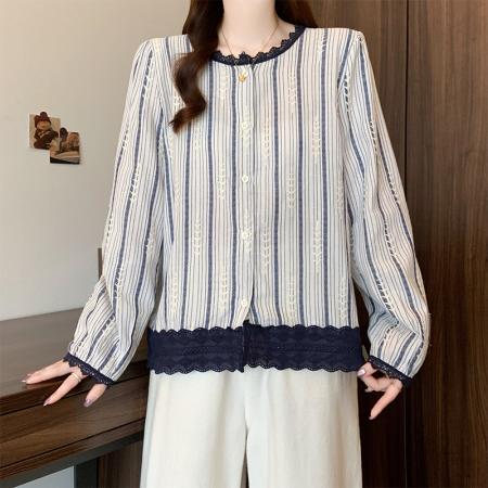 FA41394# 秋季新款大码女装韩系撞色蕾丝拼接条纹设计显瘦衬衫上衣 服裝批發女裝批發服飾貨源