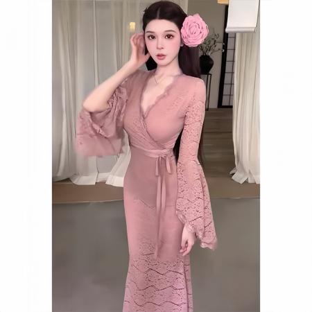 FA41412# 纯欲性感V领蕾丝长袖连衣裙女秋季新款气质收腰显瘦包臀鱼尾长裙 服裝批發女裝批發服飾貨源