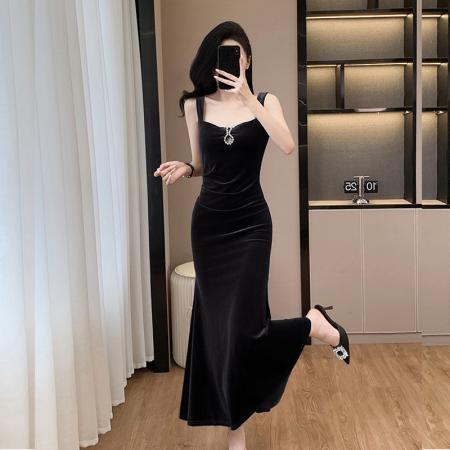 FA41414# 名媛高级感丝绒礼服吊带连衣裙女秋冬内搭修身气质法式包臀鱼尾裙 服裝批發女裝批發服飾貨源