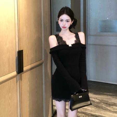FA41667# 高级感假两件露肩针织连衣裙女蕾丝拼接包臀裙打底裙 服裝批發女裝批發服飾貨源