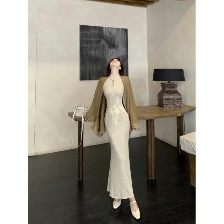 FA41972# 法式复古巨好看的秋冬连衣裙立领刺绣针织温婉气质两件套 服裝批發女裝批發服飾貨源