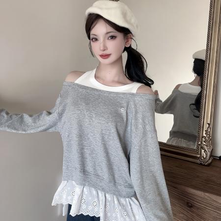FA42008# 秋慵懒长袖露肩休闲松弛显瘦蕾丝拼接假两件斜肩卫衣上衣 服裝批發女裝批發服飾貨源