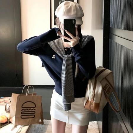 FA42204# 韩系温柔减龄显瘦毛衣外套女新款秋针织开衫+条纹披肩两件套