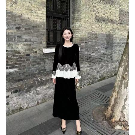 FA42211# 早秋新款洋气时尚百搭拼接蕾丝半身裙套装