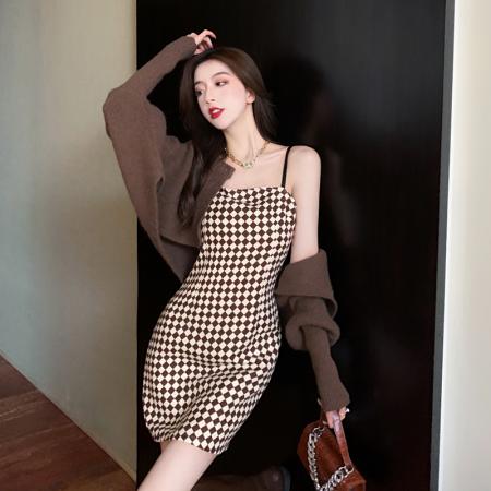 FA42512# 短款针织开衫辣妹格子修身吊带裙套装女秋冬毛衣披肩连衣裙两件套 服裝批發女裝批發服飾貨源