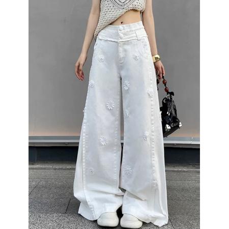 FA42534# 白色小雏菊刺绣牛仔阔腿裤女秋季新款爆款高腰显瘦直筒休闲裤 服裝批發女裝批發服飾貨源