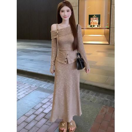 FA42539# 纯欲风斜肩露肩长袖上衣女早秋新款修身显瘦高腰微鱼尾半裙两件套 服裝批發女裝批發服飾貨源