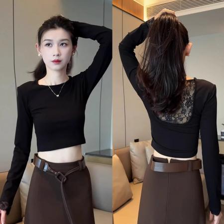 FA42545# 爽棉黑后背镂空蕾丝拼接长袖T恤女秋显瘦极简上衣 服裝批發女裝批發服飾貨源