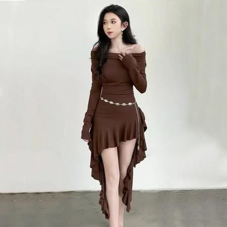 FA42555# 新款韩版时尚一字肩长袖包臀打底连衣裙配腰链 服裝批發女裝批發服飾貨源