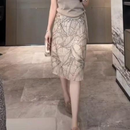 YF5941# 图片色时尚个性叶子网纹印花高腰包臀杏色设计感防走光潮流半身裙