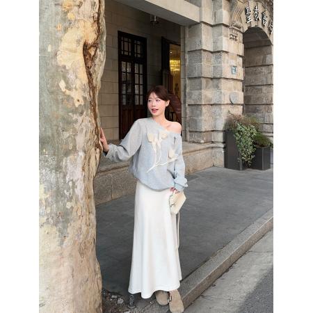 FA42781# 纯欲甜辣斜肩设计感立体花朵卫衣+A字高腰半身裙 服裝批發女裝批發服飾貨源