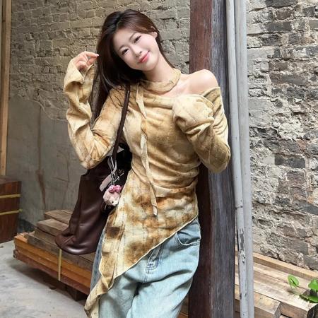 FA42784# 早秋扎染斜肩长袖T恤女小众外穿辣妹风不规则气质上衣 服裝批發女裝批發服飾貨源