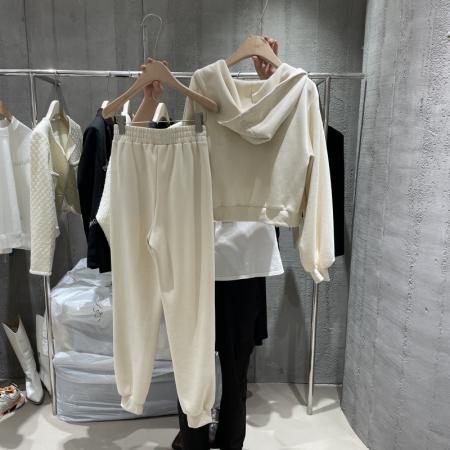 FA42807# 休闲运动套装女秋季韩版新款长袖连帽外套洋气背心三件套 服裝批發女裝批發服飾貨源