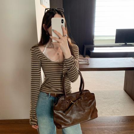 图设计感蕾丝边挂脖条纹长袖T恤女秋新款高级不撞衫上衣 服裝批發女裝批發服飾貨源