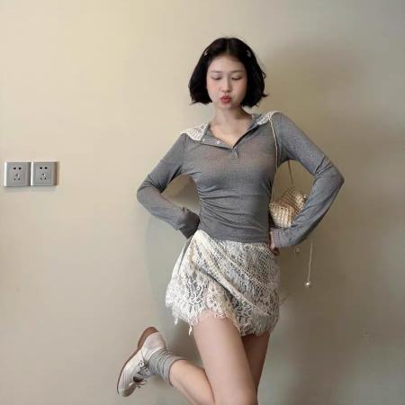 气质高智感穿搭一整套女秋季灰色连帽长袖上衣高腰蕾丝半身裙套装 服裝批發女裝批發服飾貨源
