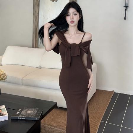 春秋低V领性感包臀长款吊带连衣裙+短款长袖开衫披肩两件套 服裝批發女裝批發服飾貨源