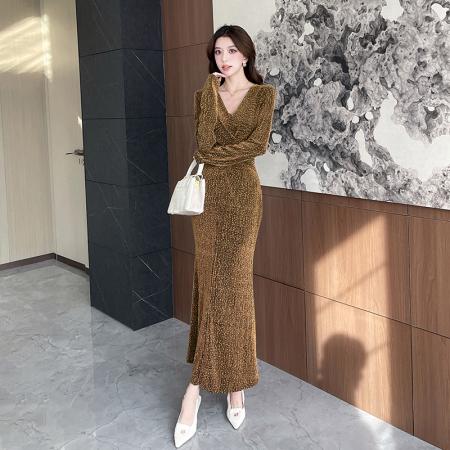 视频秋冬季新款亮丝v领弹力高端长裙包臀连衣裙 服裝批發女裝批發服飾貨源