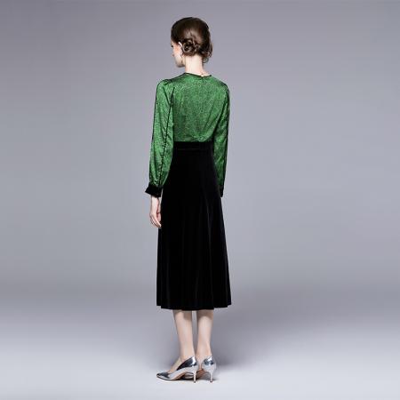 FA43064# -秋季新款复古假两件长袖印花拼接V领钉珠丝绒连衣裙女 服裝批發女裝批發服飾貨源
