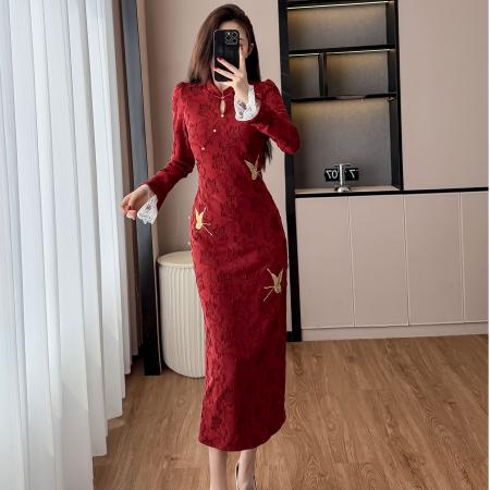 FA43095# 新中式蝴蝶刺绣旗袍长袖提花红色长裙敬酒服订婚礼服回门 服裝批發女裝批發服飾貨源